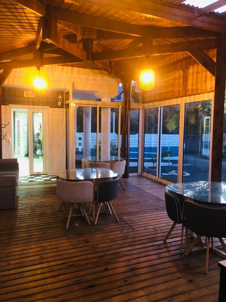 Lindsey Hotel سانت بيير المظهر الخارجي الصورة